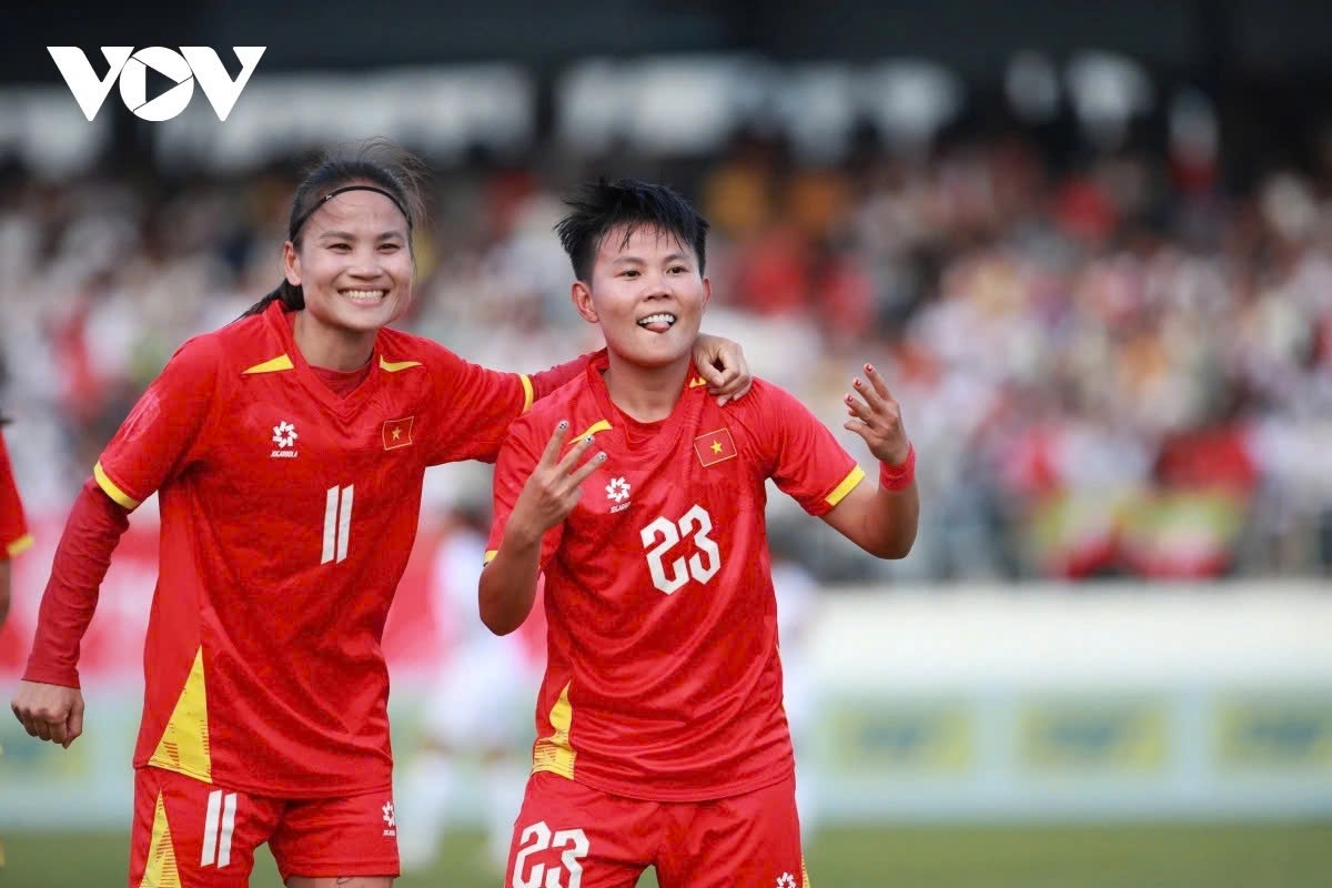 Vietnam women’s football team earn SEA Games semifinal spot